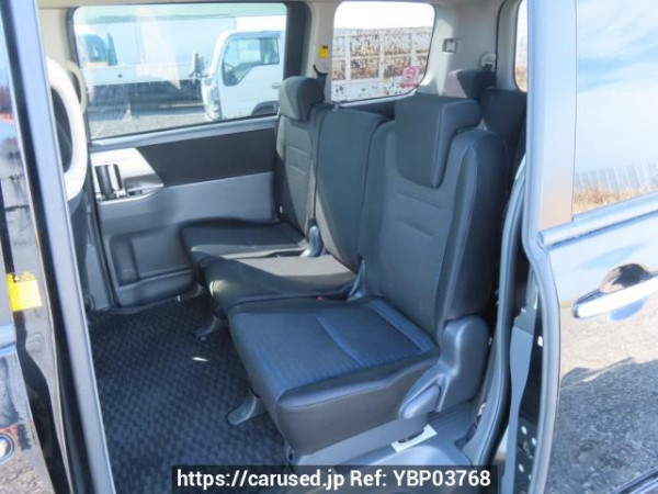Used 2008 AT toyota voxy ZRR70W Image[21]