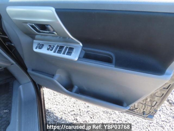 Used 2008 AT toyota voxy ZRR70W Image[24]