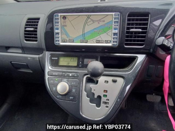 Used 2005 AT toyota wish ZNE10G Image[23]