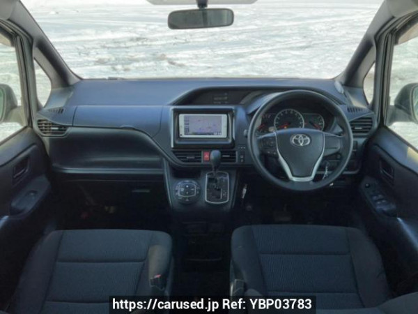 Used 2014 AT toyota noah ZRR85G Image[17]