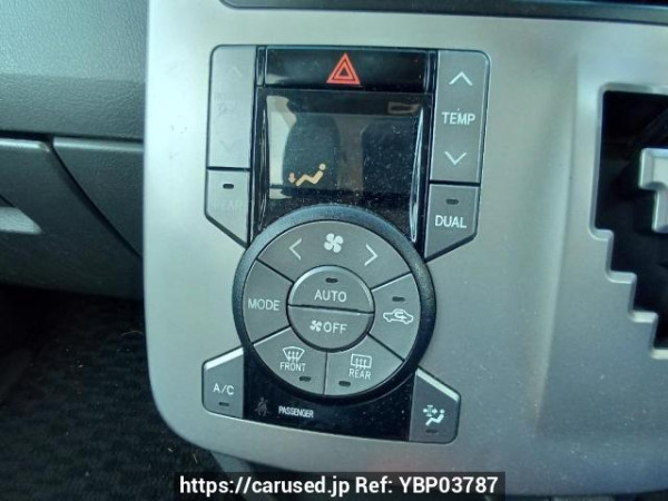 Used 2009 AT toyota noah ZRR70W Image[27]