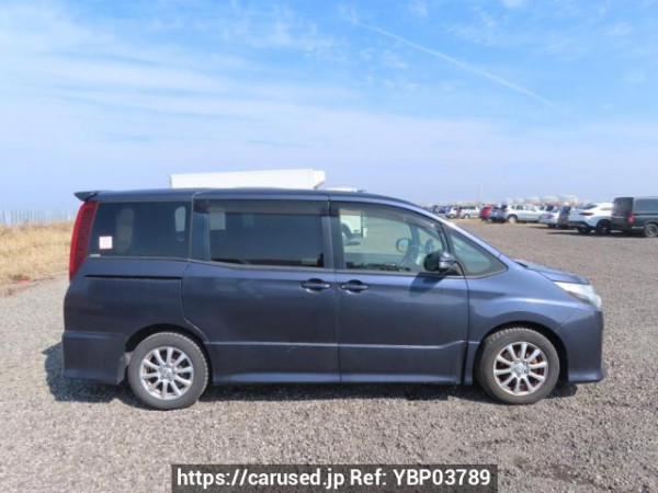 Used 2015 AT toyota noah ZRR80W Image[7]