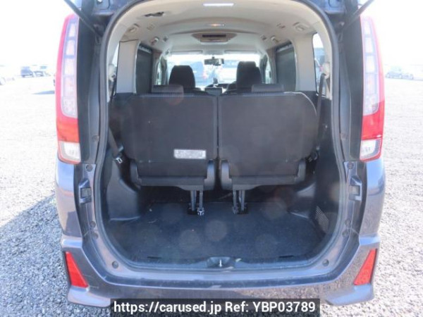 Used 2015 AT toyota noah ZRR80W Image[8]