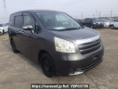 Toyota Noah ZRR75G