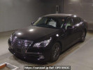 Toyota Crown Hybrid AWS210