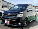 Toyota Voxy DBA-ZRR70W