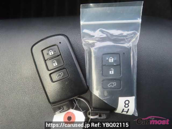 Used 2015 CVT toyota harrier ZSU60 Image[16]