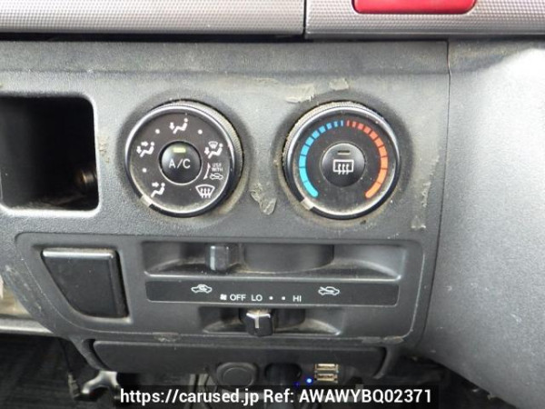 Used 2005 AT toyota hiace-van KDH200V Image[22]