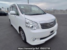 Toyota Noah ZRR70G