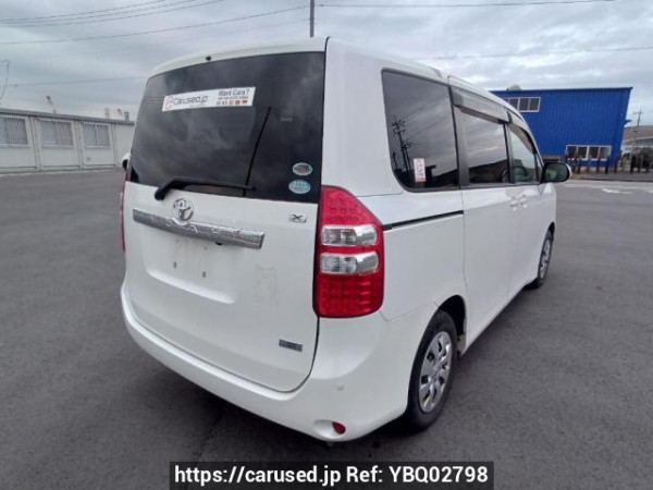 Used 2010 AT toyota noah ZRR70G Image[6]