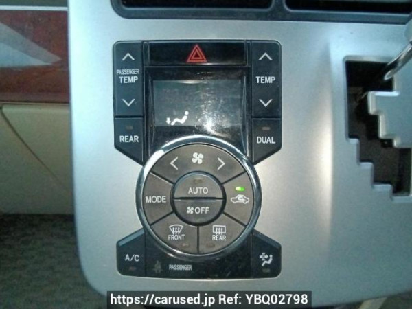 Used 2010 AT toyota noah ZRR70G Image[23]