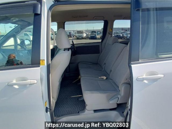 Used 2009 AT toyota noah ZRR70G Image[17]