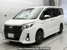 Toyota Noah ZWR80W