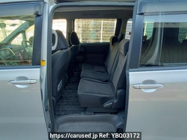 Used 2007 AT toyota noah ZRR70G Image[16]