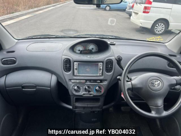 Used 2003 AT toyota fun-cargo NCP20 Image[18]