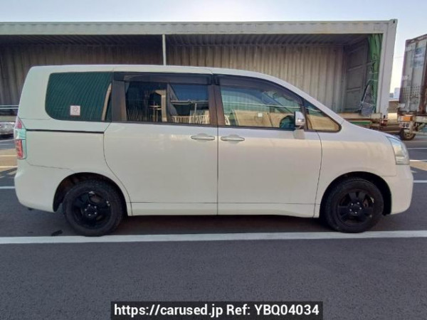 Used 2010 AT toyota noah ZRR70G Image[7]