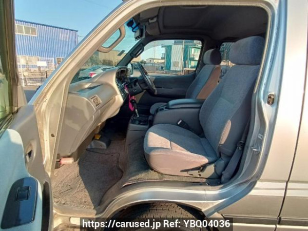 Used 2003 AT toyota regiusace-van TRH102V Image[12]