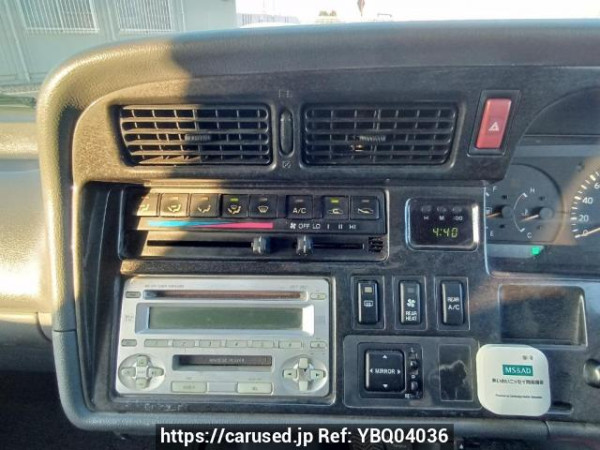 Used 2003 AT toyota regiusace-van TRH102V Image[19]