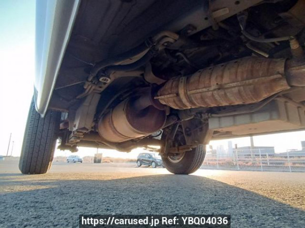 Used 2003 AT toyota regiusace-van TRH102V Image[30]