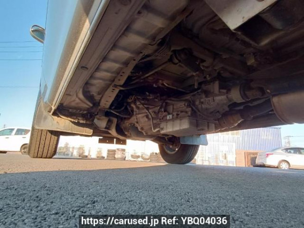 Used 2003 AT toyota regiusace-van TRH102V Image[32]