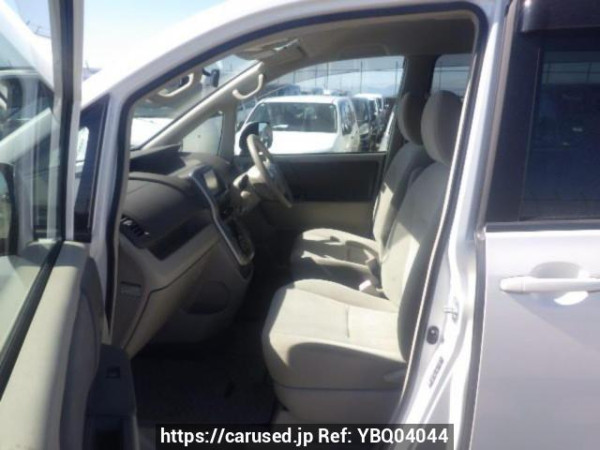Used 2009 AT toyota noah ZRR75G Image[12]
