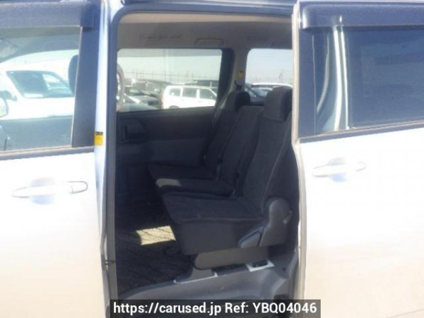 Used 2008 AT toyota noah ZRR75G Image[13]