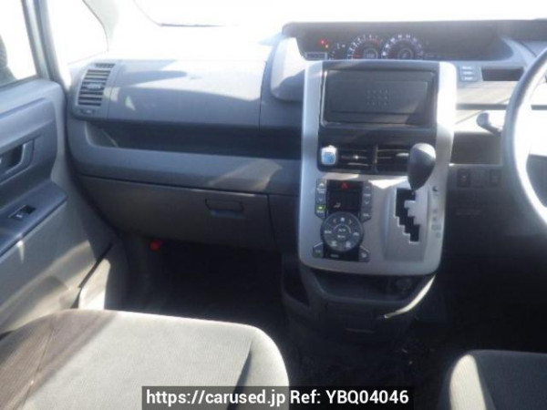 Used 2008 AT toyota noah ZRR75G Image[16]
