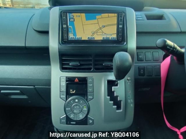 Used 2008 AT toyota noah ZRR70W Image[22]