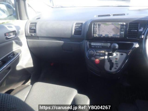 Used 2003 AT toyota wish ZNE10G Image[17]