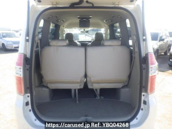 Used 2009 AT toyota noah ZRR70W Image[11]