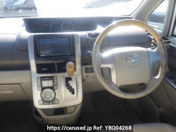 Used 2009 AT toyota noah ZRR70W Image[19]