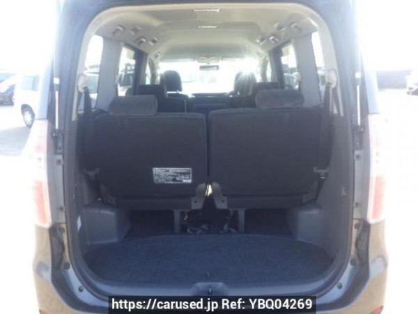 Used 2009 AT toyota noah ZRR70G Image[8]