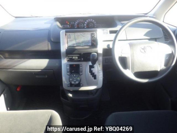 Used 2009 AT toyota noah ZRR70G Image[17]
