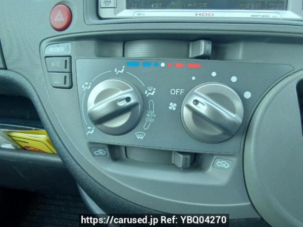 Used 2005 AT toyota sienta NCP81G Image[26]