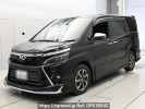 Toyota Voxy ZRR80W