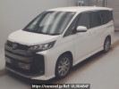 Toyota Noah MZRA90W