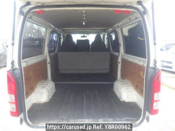 Used 2005 MT toyota hiace-van KDH205V Image[8]