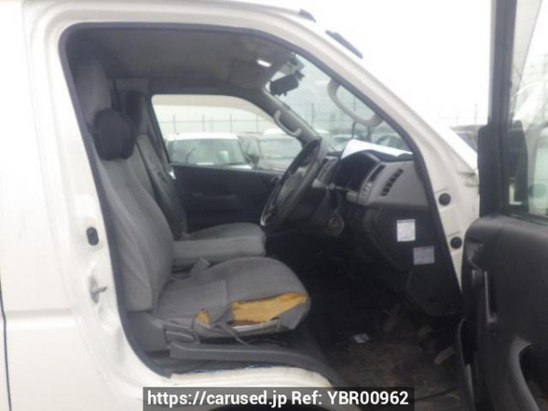 Used 2005 MT toyota hiace-van KDH205V Image[11]