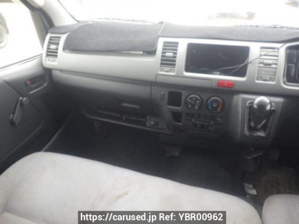 Used 2005 MT toyota hiace-van KDH205V Image[16]