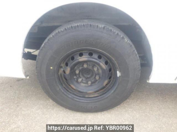 Used 2005 MT toyota hiace-van KDH205V Image[23]