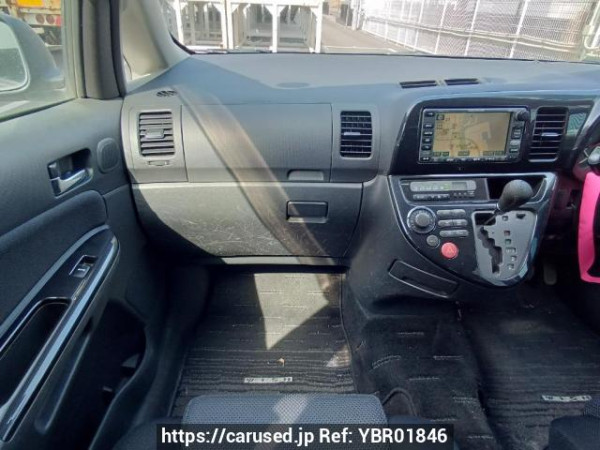 Used 2003 AT toyota wish ZNE10G Image[19]