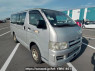 Used 2005 MT toyota hiace-van KDH205V Image[0]