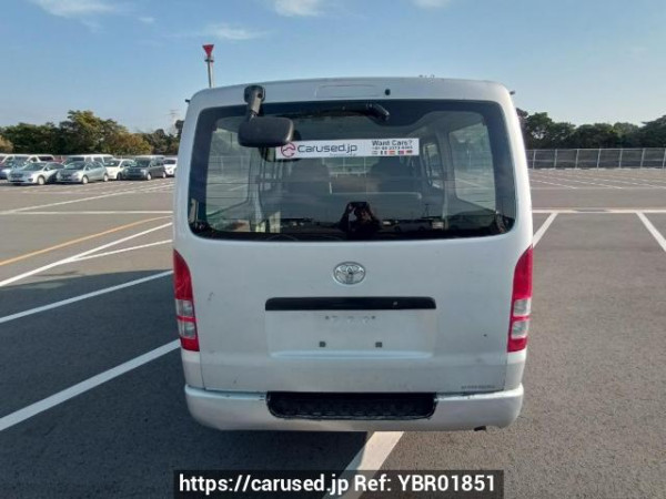 Used 2005 MT toyota hiace-van KDH205V Image[5]
