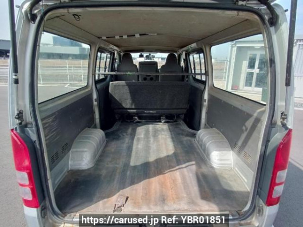 Used 2005 MT toyota hiace-van KDH205V Image[8]