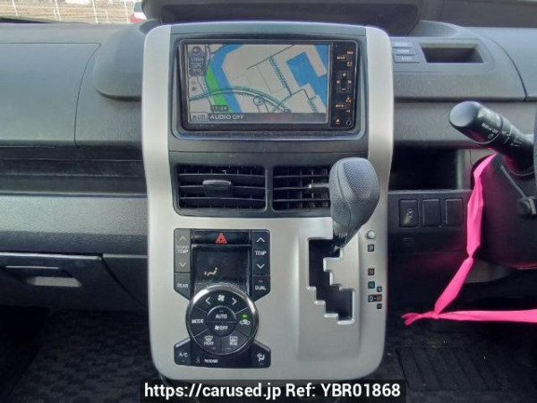 Used 2011 AT toyota noah ZRR70G Image[23]