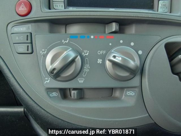 Used 2006 AT toyota sienta NCP81G Image[25]