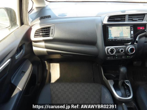 Used 2014 AT honda fit GK3 Image[18]