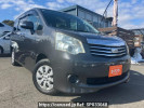Toyota Noah ZRR70G