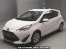 Toyota Aqua NHP10