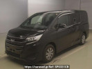Toyota Noah ZRR80G